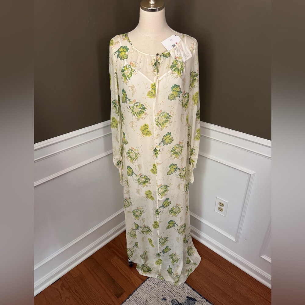 Patrizia Pepe Ivory Floral Maxi Dress. IT size 42. U.S. Medium. NWT.